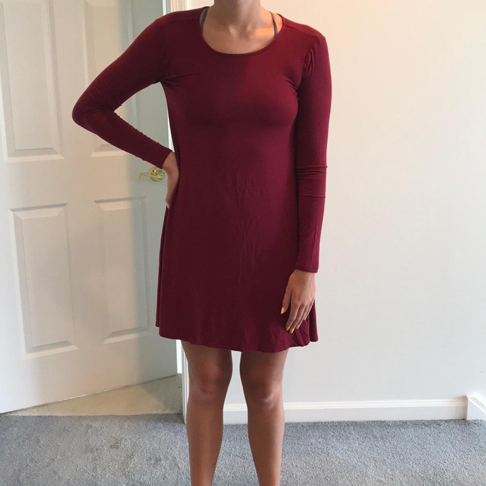 Maroon long sleeve dress
